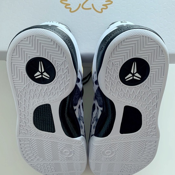 Nike ❌SOLD🎁Kobe 8 Mambacita Womens 8 NEW - Picture 8 of 11